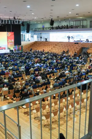 Dois dias, uma dúzia de reivindicações: estas são as exigências dos municípios ao Governo